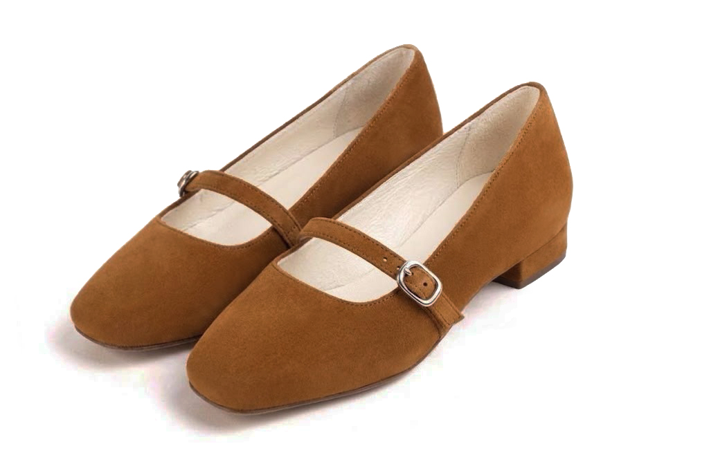 Handcrafted ultra-flat ballerina shoes in supple leather, offering lightweight flexibility and understated everyday elegance, in cognac leather with round toe and low block heel